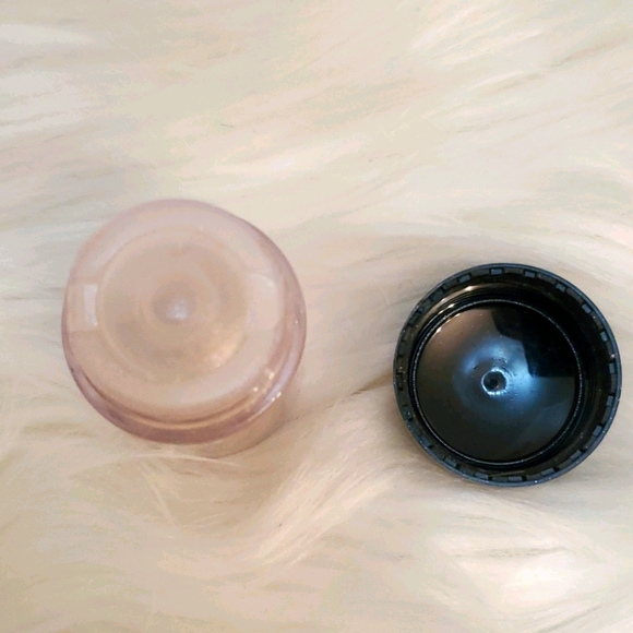 L'OREAL MAKE-UP BUNDLE - Picture 8 of 8